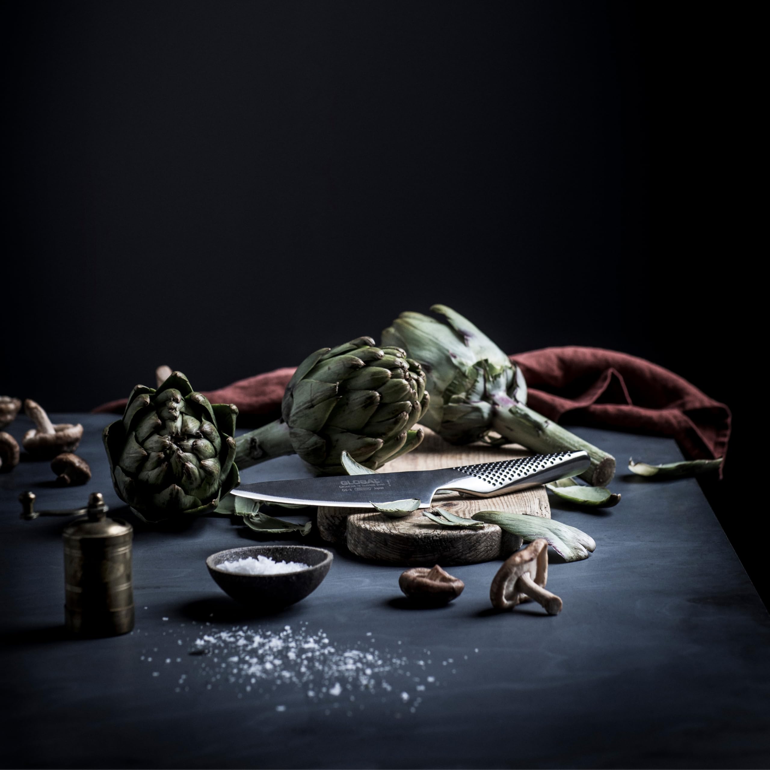 Global 5 inch Chef's Utility Knife - Lightweight Japanese Stainless Steel, Razor-Sharp Edge, Made in Japan, GS-3 - Image 8